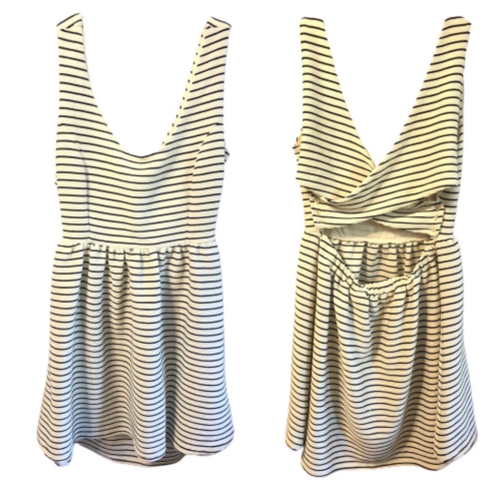 LC Lauren Conrad Size L Striped Dress